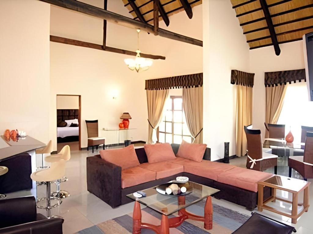 Chrismar Hotel Livingstone Exterior foto