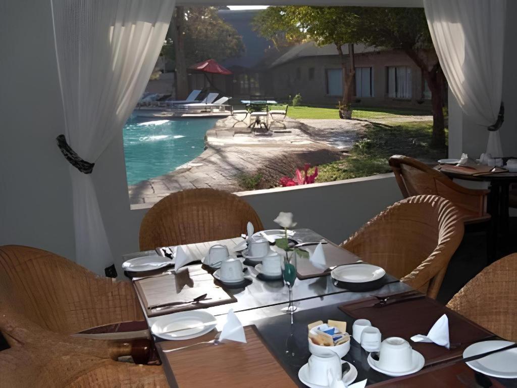 Chrismar Hotel Livingstone Exterior foto